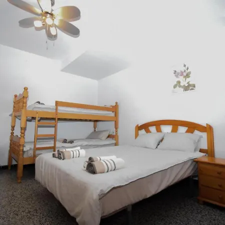 Sweetstaybykw Piso Castillo Apartment
