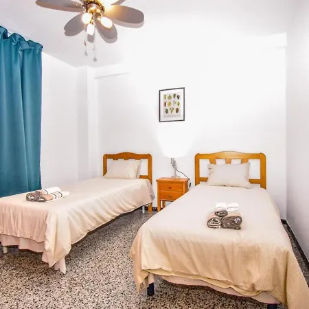 Sweetstaybykw Piso Castillo Apartment *